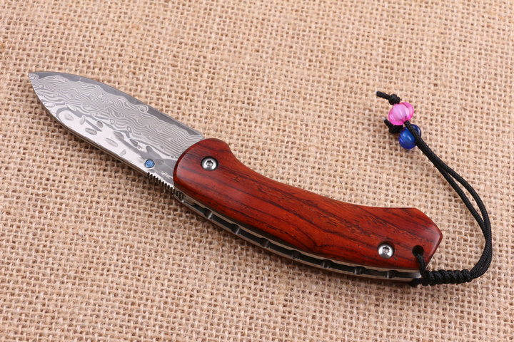 Maple Leaf VG10 Damascus steel folding pocket knife UD404704